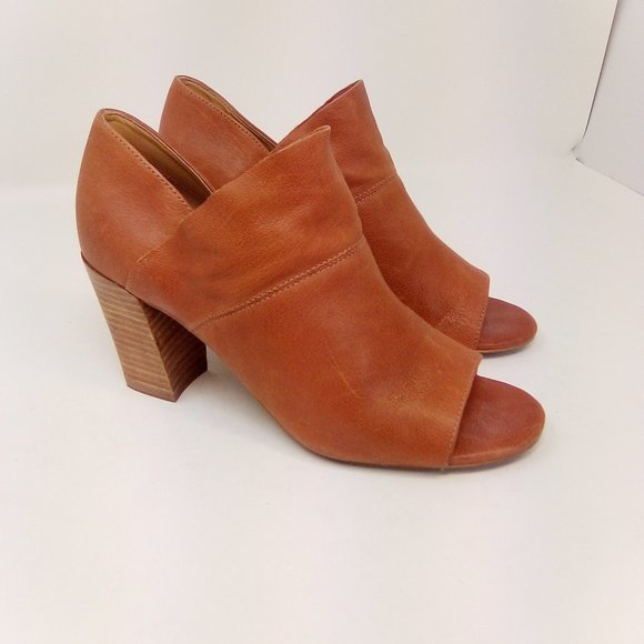 Adam Tucker Shoes - ADAM TUCKER SLIDES MULES 8 MED 3" BLOCK LEATHER